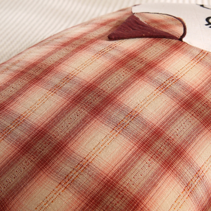 91家纺网 家纺一手货源 找家纺 蔻眠 双层纱可爱猫卡通荞麦护颈枕芯儿童学生成人枕头 格子浅棕