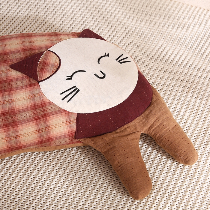 91家纺网 家纺一手货源 找家纺 蔻眠 双层纱可爱猫卡通荞麦护颈枕芯儿童学生成人枕头 格子浅棕