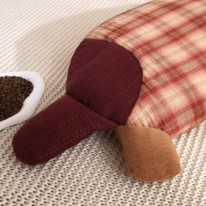 91家纺网 家纺一手货源 找家纺 蔻眠 双层纱可爱猫卡通荞麦护颈枕芯儿童学生成人枕头 格子浅棕