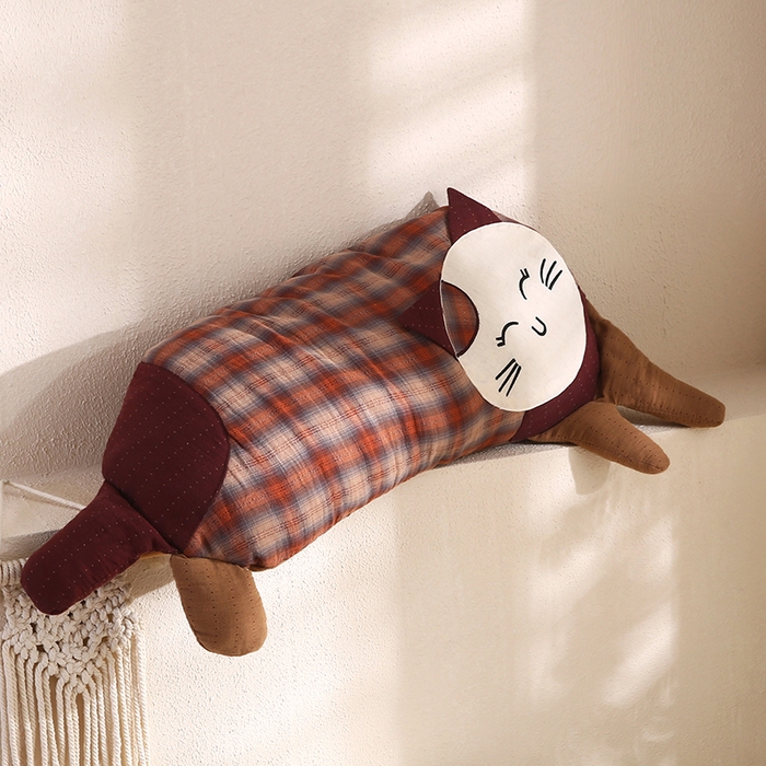 91家纺网 家纺一手货源 找家纺 蔻眠 双层纱可爱猫卡通荞麦护颈枕芯儿童学生成人枕头 格子深棕