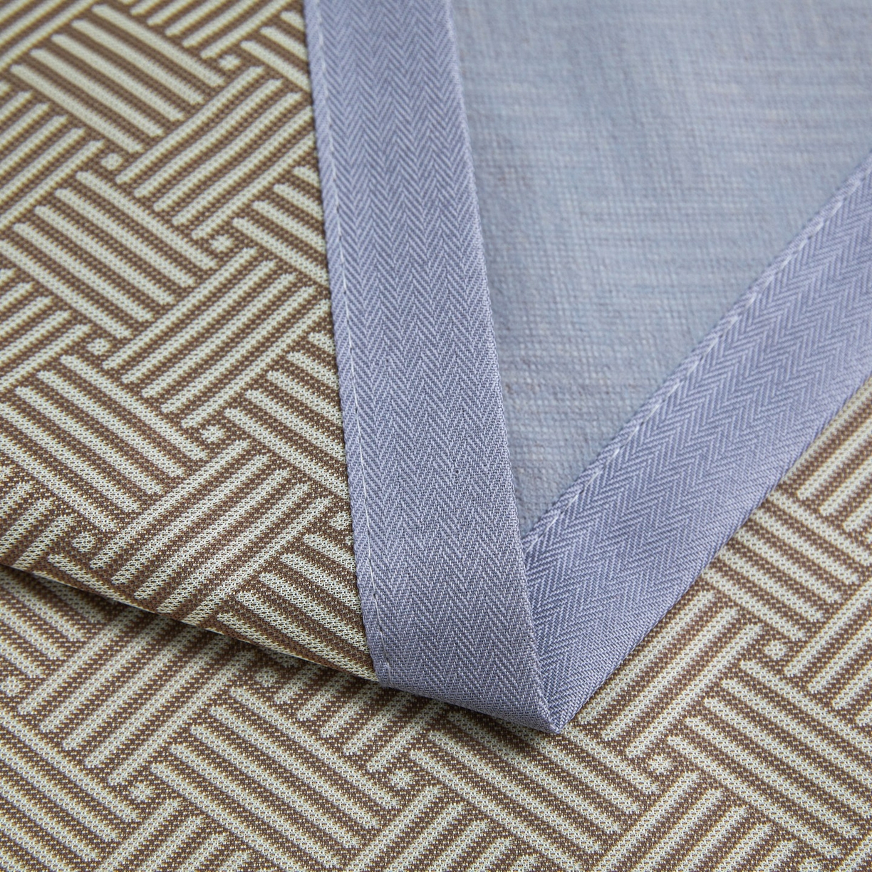 91家纺网 家纺一手货源 找家纺 席之家 2026新款可机洗水洗艾草凉感冰丝高精密碳光软席席子凉席 咖色