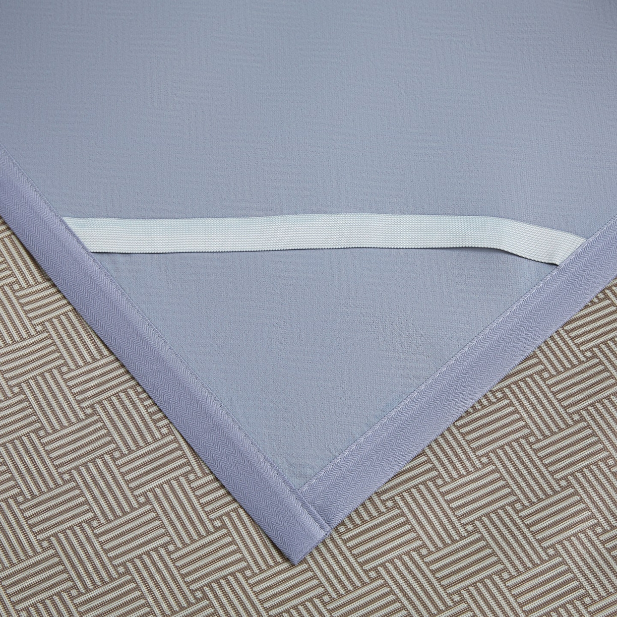 91家纺网 家纺一手货源 找家纺 席之家 2026新款可机洗水洗艾草凉感冰丝高精密碳光软席席子凉席 咖色