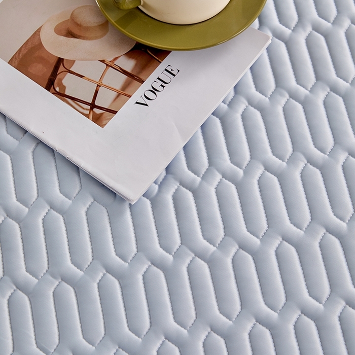 91家纺网 家纺一手货源 找家纺 羽梦家纺 2026新款冰柔丝乳胶床裙款凉席淡蓝色