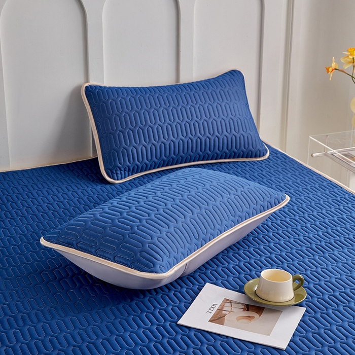 91家纺网 家纺一手货源 找家纺 羽梦家纺 2026新款冰柔丝乳胶床裙款凉席深睡蓝