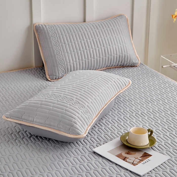 91家纺网 家纺一手货源 找家纺 羽梦家纺 2026新款冰柔丝乳胶床裙款凉席青空灰