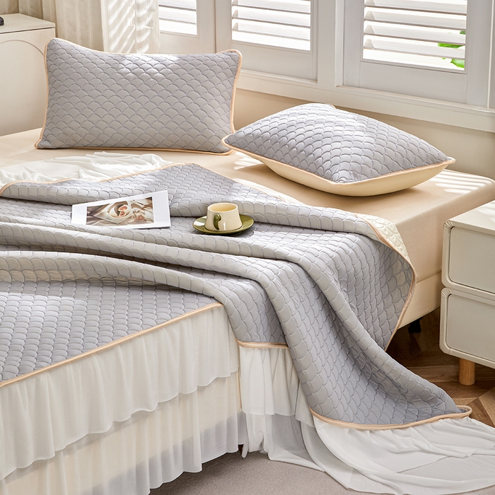 91家纺网 家纺一手货源 找家纺 羽梦家纺 2026新款硅胶床裙款凉席席子 青空灰