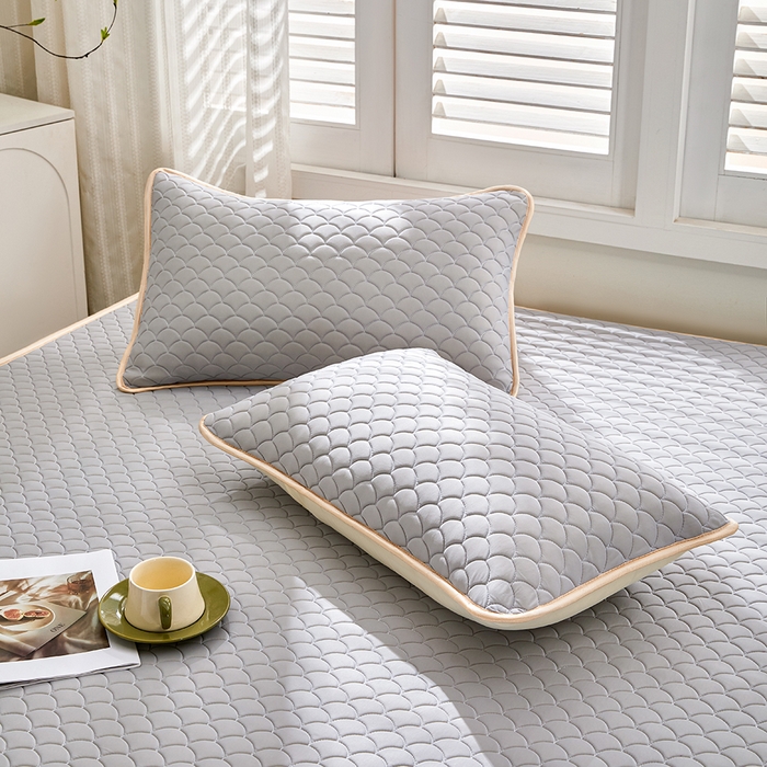 91家纺网 家纺一手货源 找家纺 羽梦家纺 2026新款硅胶床裙款凉席席子 青空灰