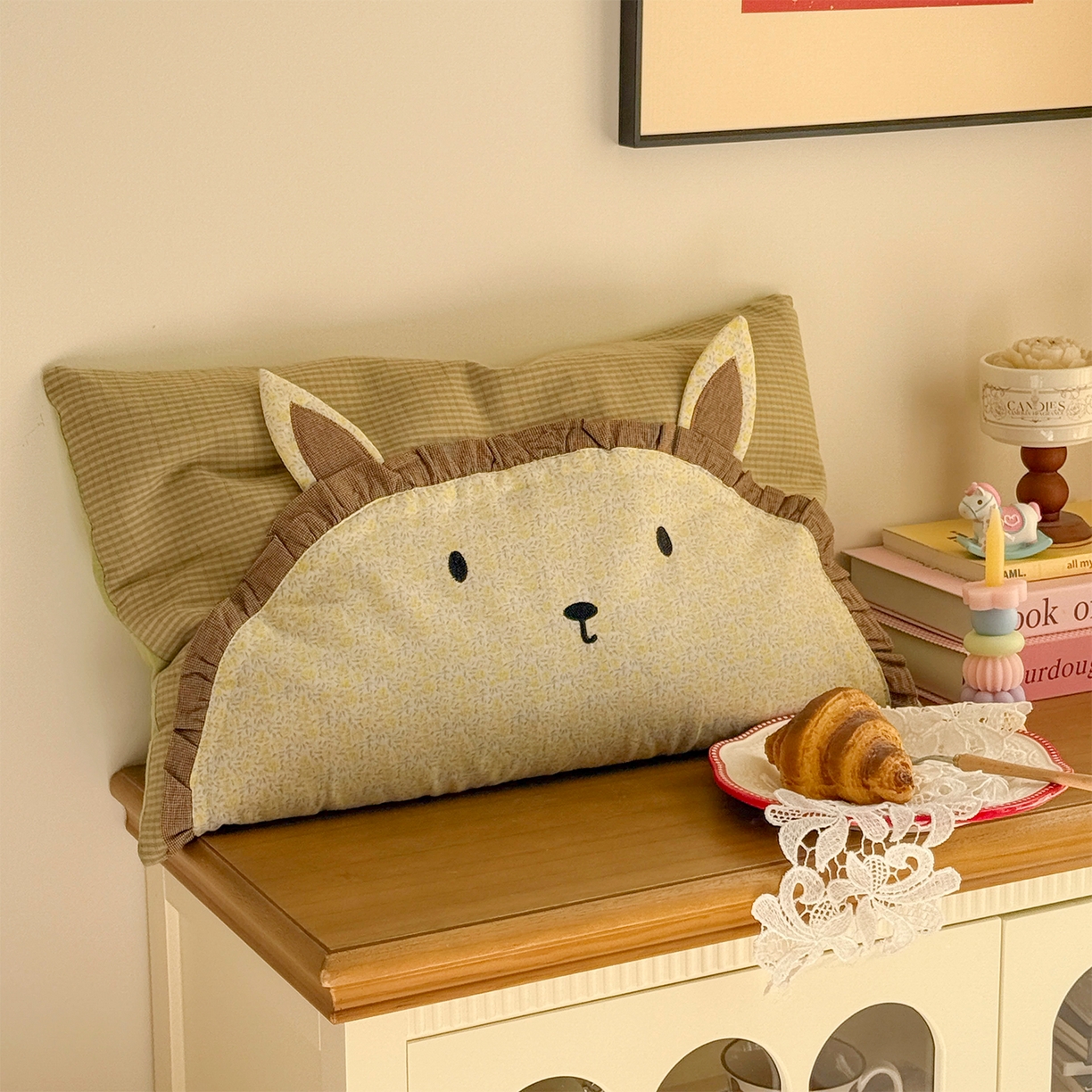 91家纺网 家纺一手货源 找家纺 （总）蔻眠 云朵兔-全棉刺绣卡通荞麦护颈枕头儿童学生荞麦枕芯