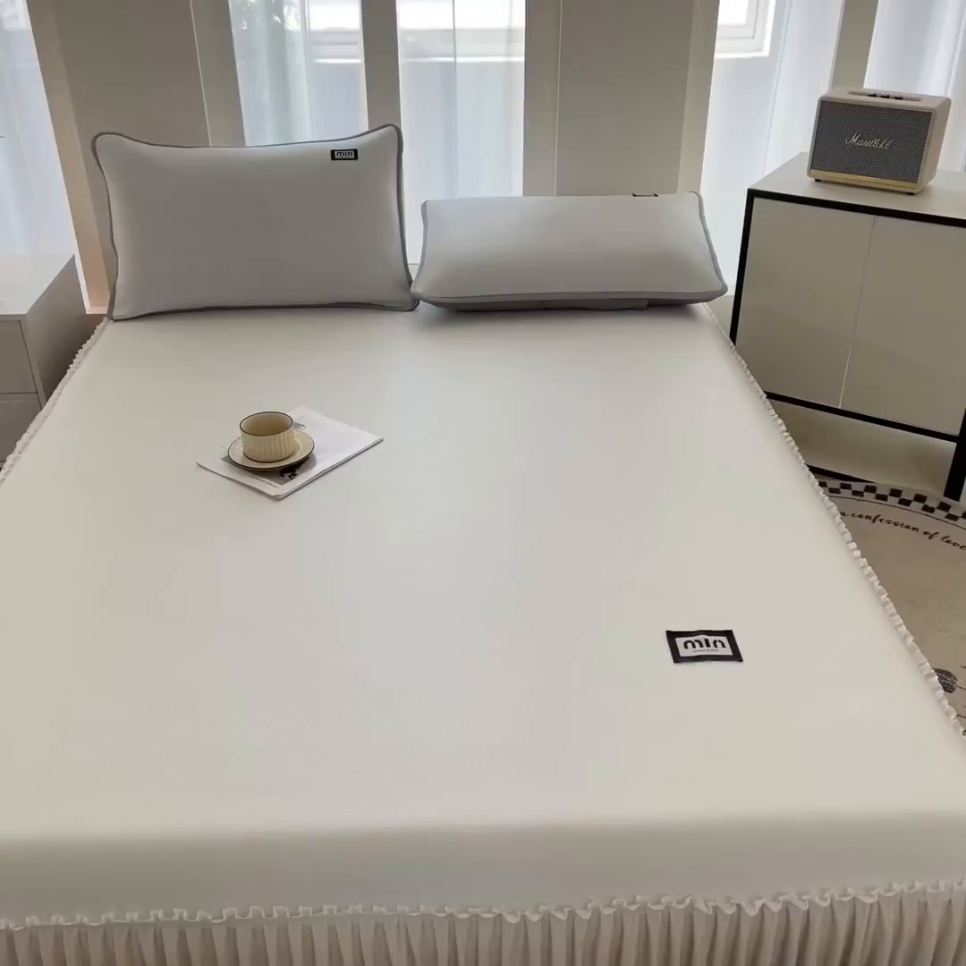 91家纺网 家纺一手货源 找家纺 子曰 2026新款PE小清新凉席床裙款 小清新-白