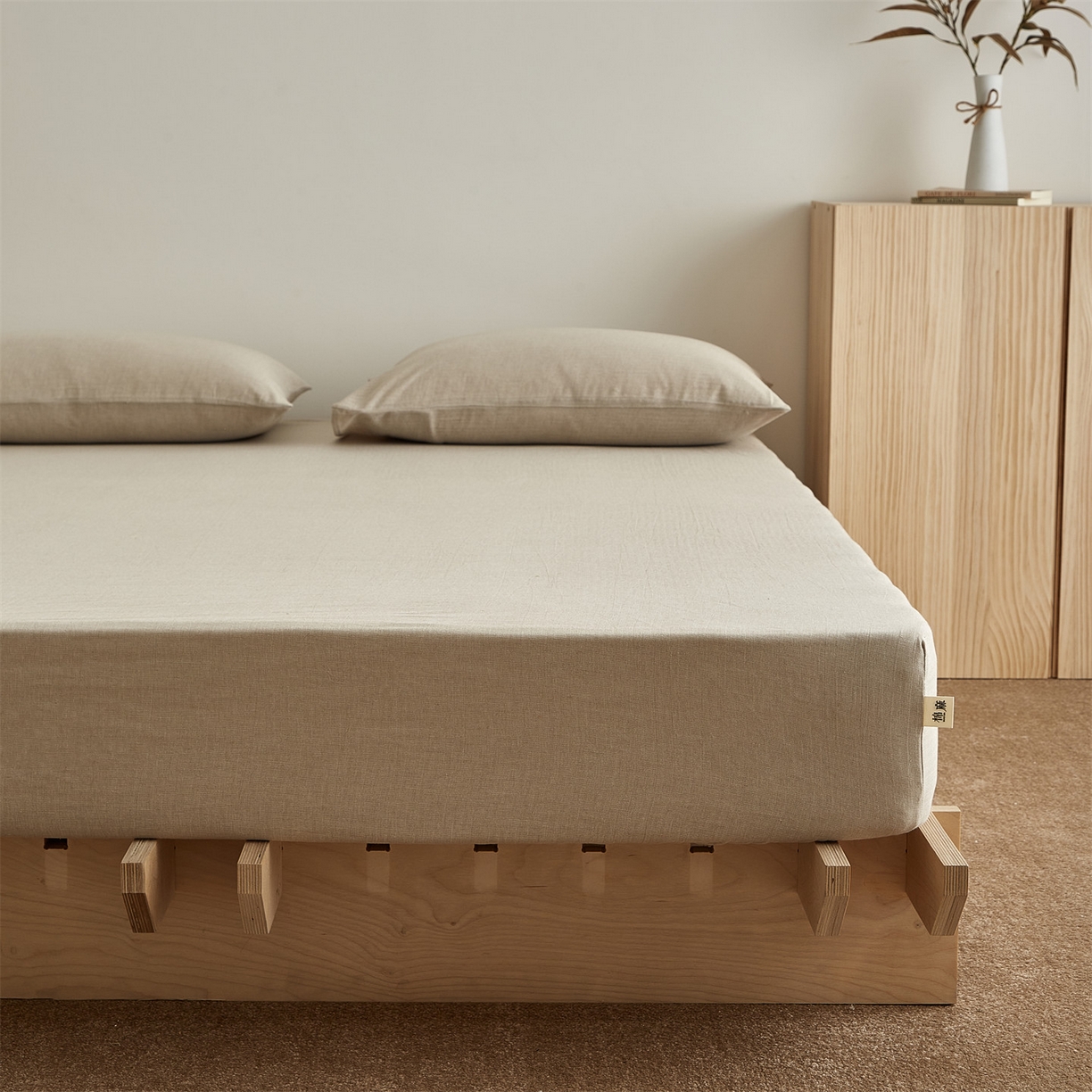 91家纺网 家纺一手货源 找家纺 优眠坊 2026新款简约色织水洗棉麻人字纹单品床笠单件床笠 浅米杏