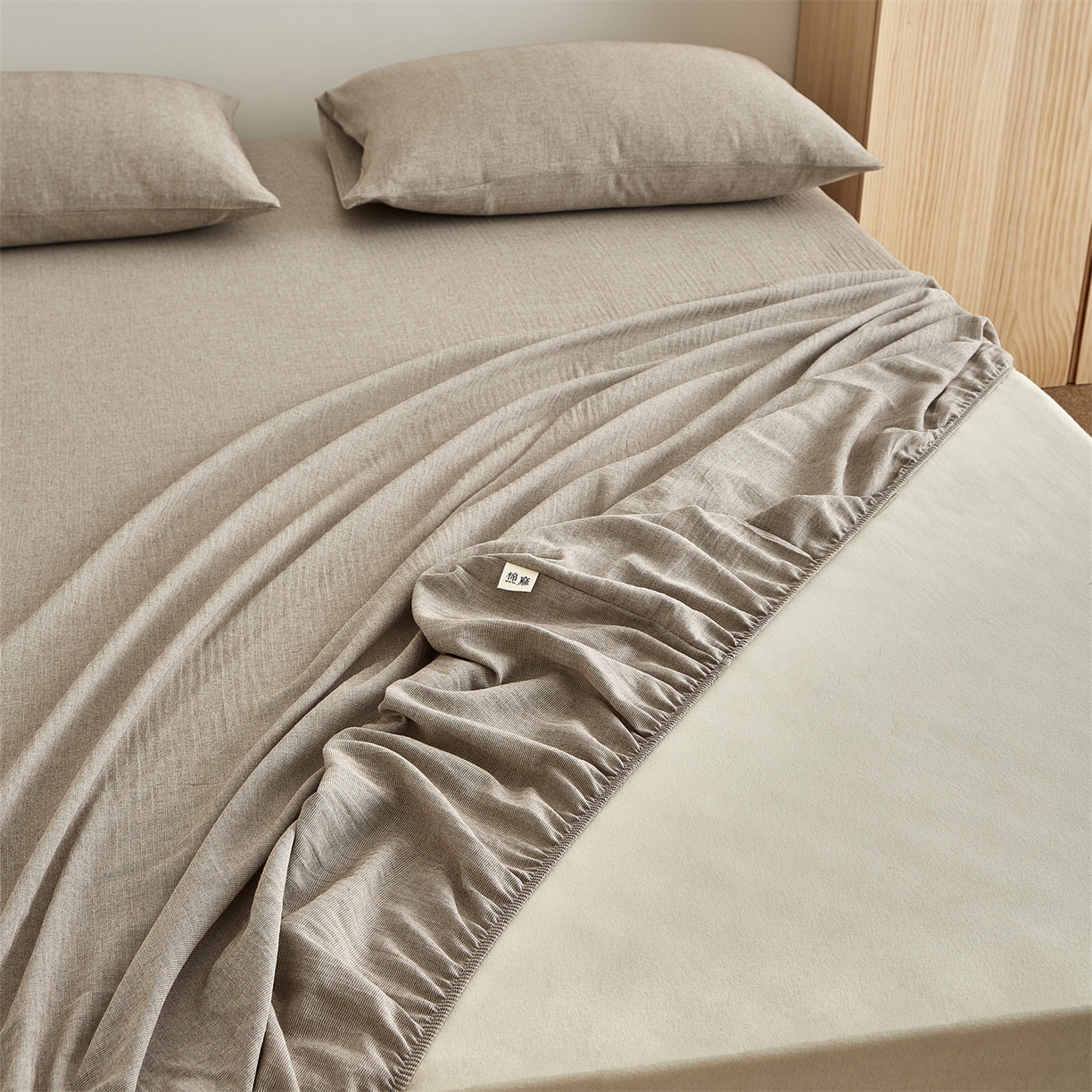 91家纺网 家纺一手货源 找家纺 优眠坊 2026新款简约色织水洗棉麻人字纹单品床笠单件床笠 时空灰