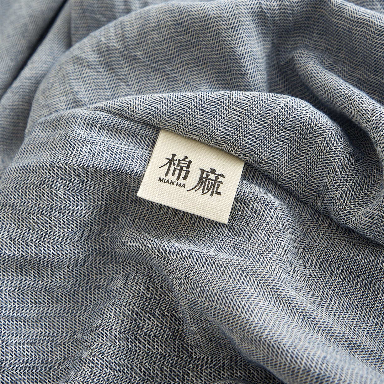 91家纺网 家纺一手货源 找家纺 优眠坊 2026新款简约色织水洗棉麻人字纹单品床笠单件床笠 慕斯蓝