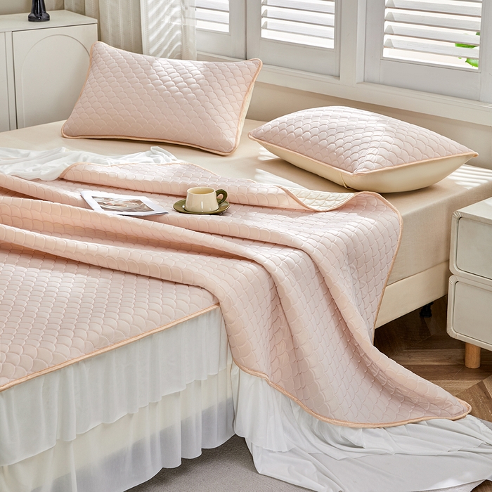 91家纺网 家纺一手货源 找家纺 羽梦家纺 2026新款硅胶床裙款凉席席子 柔云粉