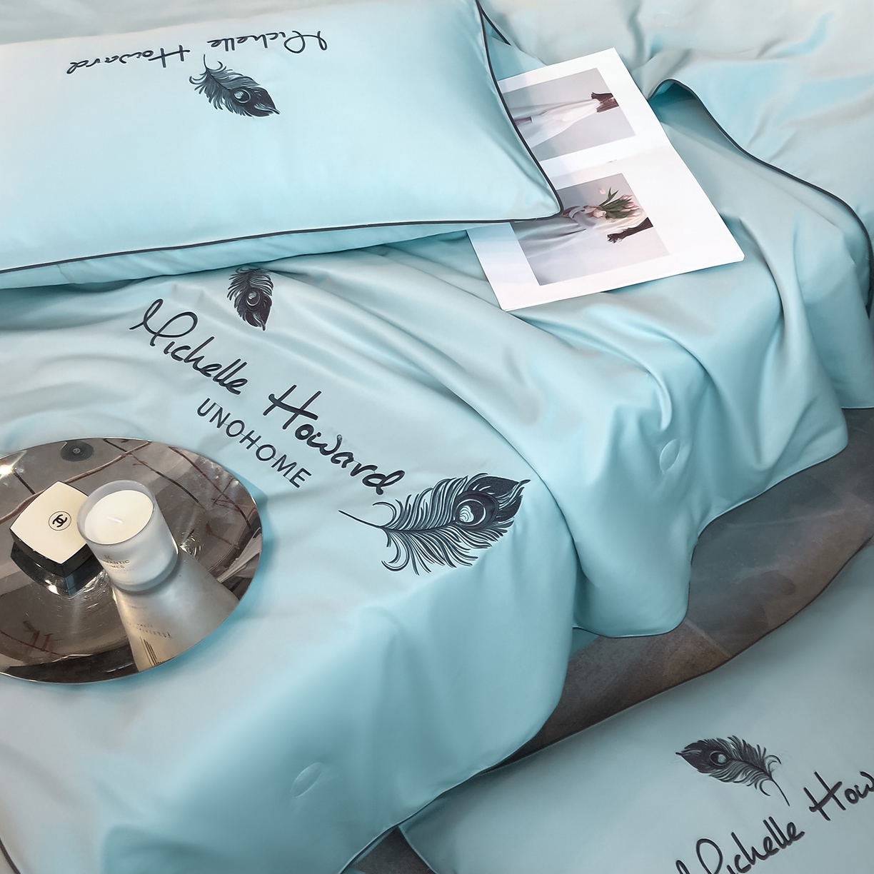 91家纺网 家纺一手货源 找家纺 吾秀家居 2026新款双拼及羽毛刺绣夏被夏凉被空调被四件套-柔羽 羽毛梵星蓝