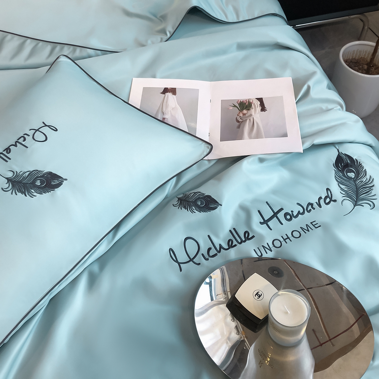 91家纺网 家纺一手货源 找家纺 吾秀家居 2026新款双拼及羽毛刺绣夏被夏凉被空调被四件套-柔羽 羽毛梵星蓝