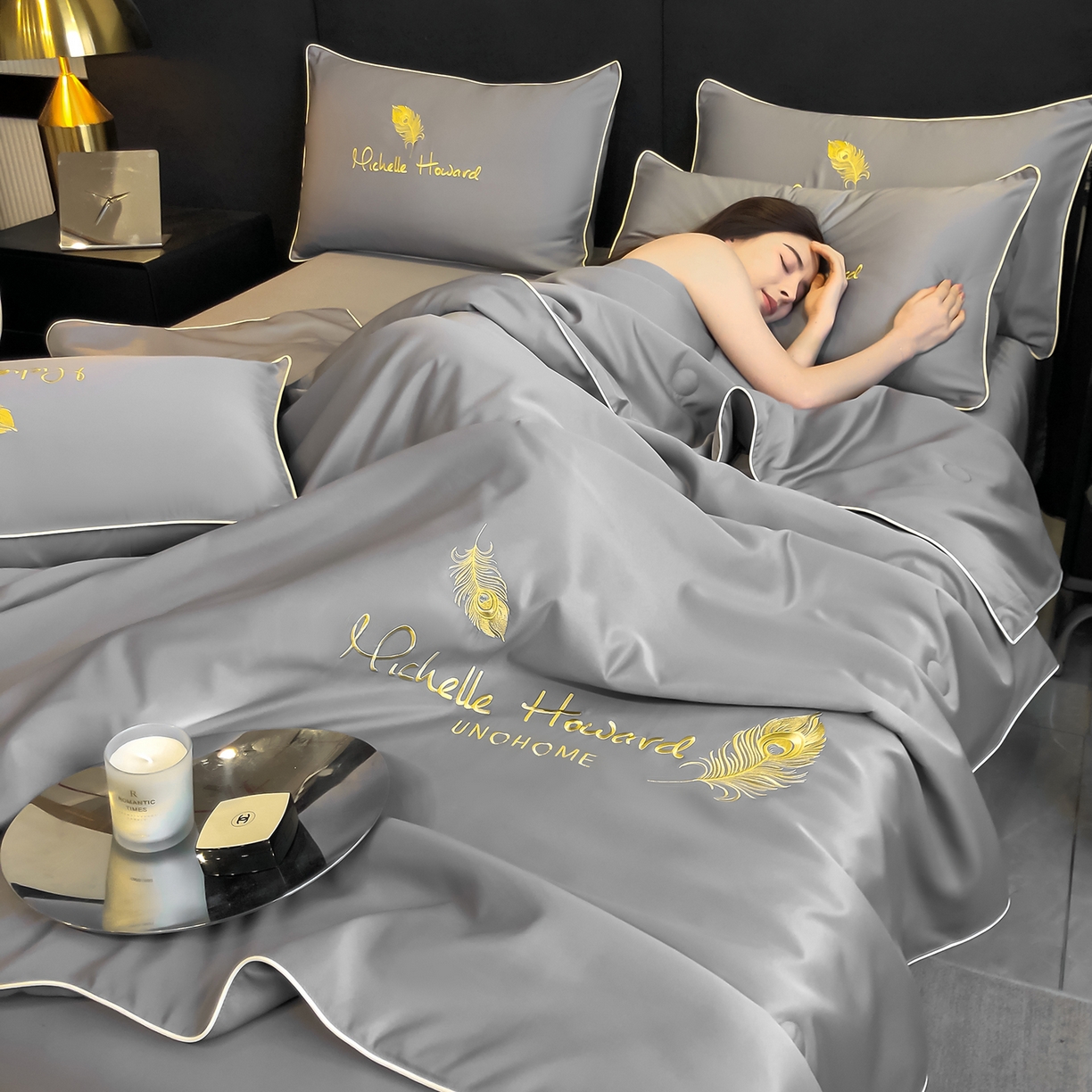 91家纺网 家纺一手货源 找家纺 吾秀家居 2026新款双拼及羽毛刺绣夏被夏凉被空调被四件套-柔羽 羽毛经典灰