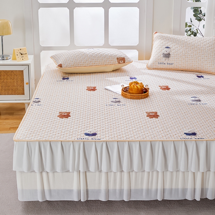 91家纺网 家纺一手货源 找家纺 羽梦家纺 2026新款硅胶床裙款凉席席子 元气小熊