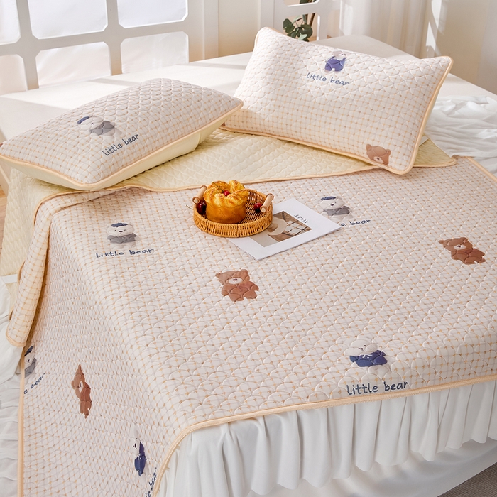 91家纺网 家纺一手货源 找家纺 羽梦家纺 2026新款硅胶床裙款凉席席子 元气小熊