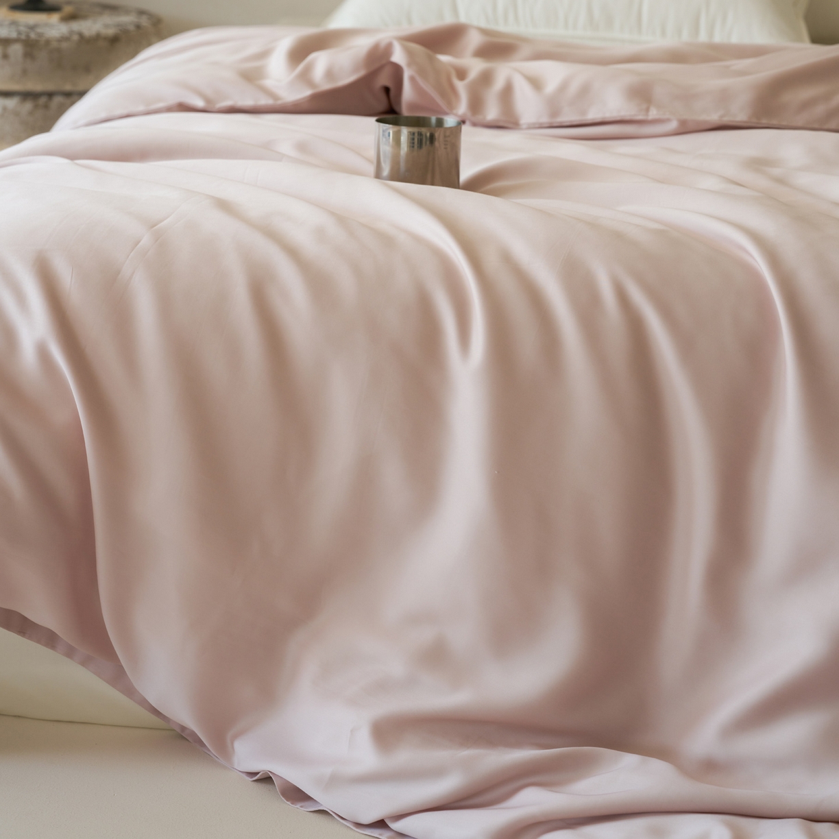 91家纺网 家纺一手货源 找家纺 简纯主义 2026新款100S超细旦进口兰精天丝单被套被套单件 柔霜粉