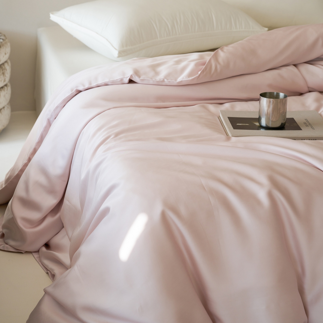 91家纺网 家纺一手货源 找家纺 简纯主义 2026新款100S超细旦进口兰精天丝单被套被套单件 柔霜粉