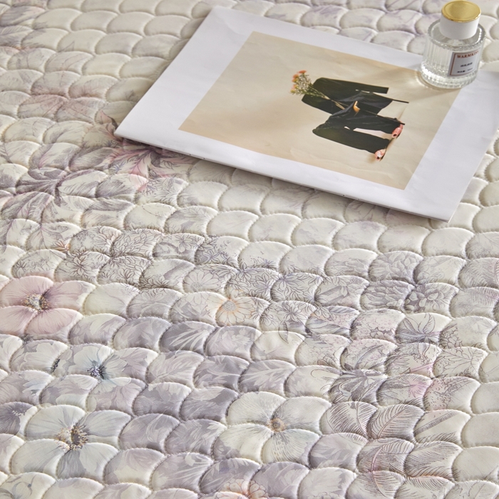 91家纺网 家纺一手货源 找家纺 羽梦家纺 2026新款硅胶床裙款凉席席子 雾岛听花