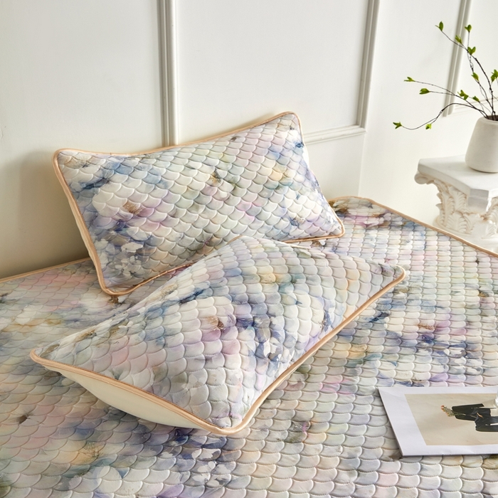 91家纺网 家纺一手货源 找家纺 羽梦家纺 2026新款硅胶床裙款凉席席子 雾里看花