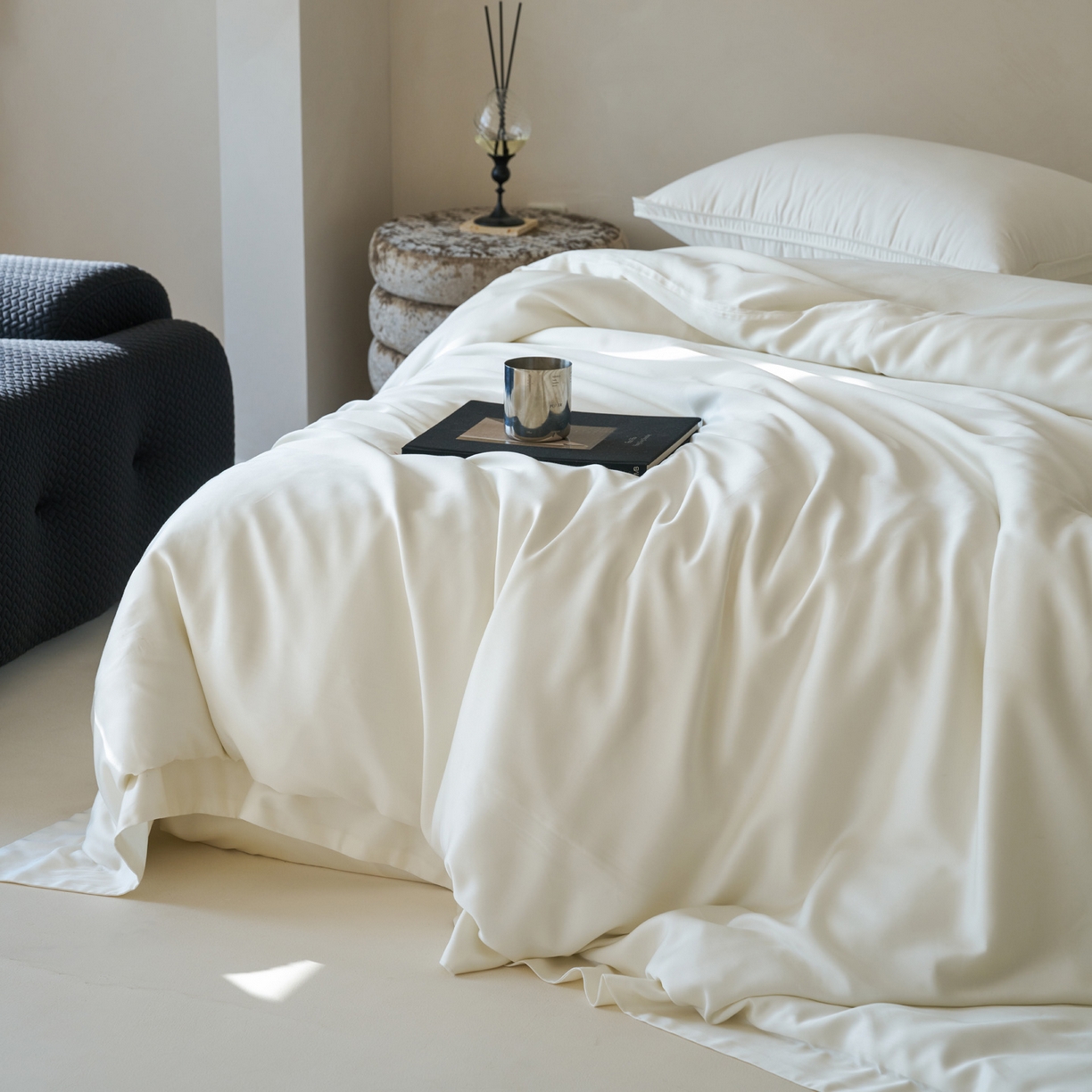 91家纺网 家纺一手货源 找家纺 简纯主义 2026新款100S超细旦进口兰精天丝单被套被套单件 杏仁白