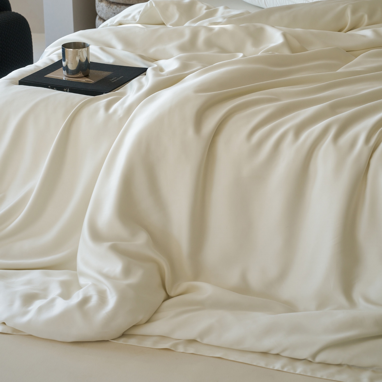 91家纺网 家纺一手货源 找家纺 简纯主义 2026新款100S超细旦进口兰精天丝单被套被套单件 杏仁白