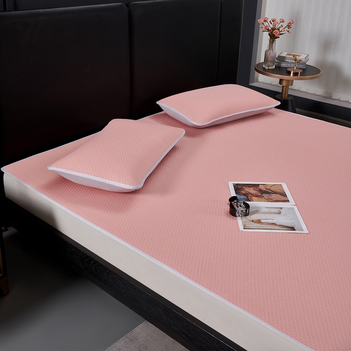 91家纺网 家纺一手货源 找家纺 羽梦家纺 2026新款凉席银丝款床单款凉席席子 樱花粉