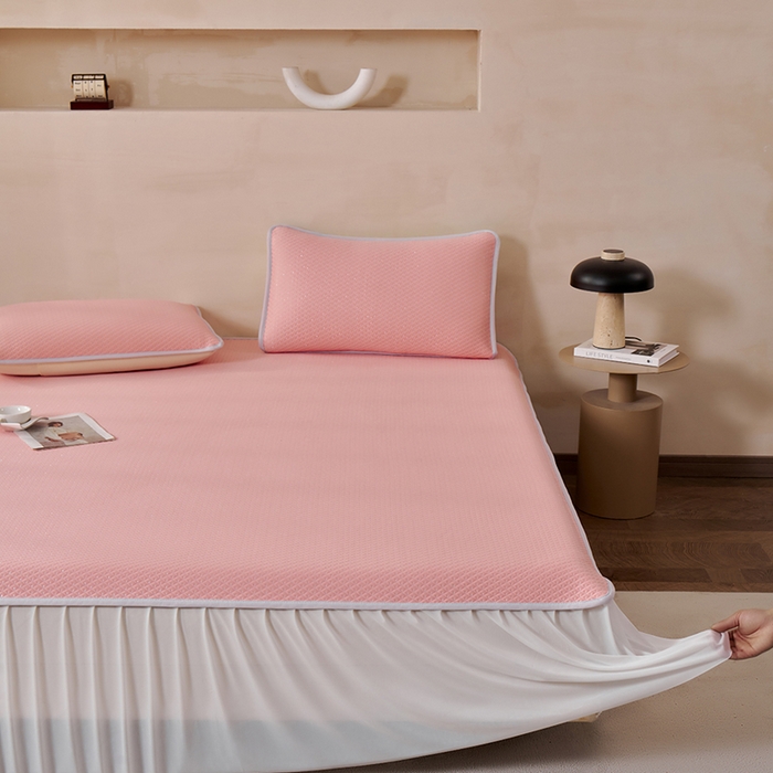 91家纺网 家纺一手货源 找家纺 羽梦家纺 2026新款凉席床裙款银丝凉席席子 樱花粉