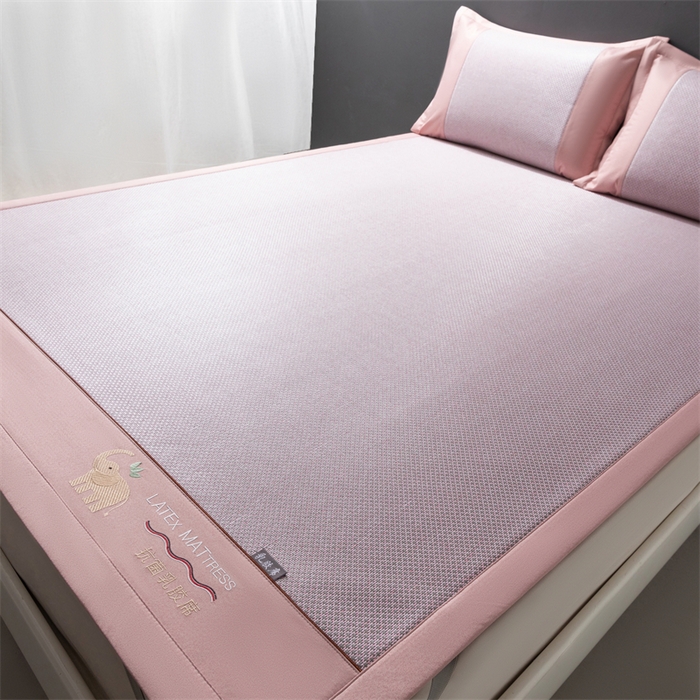 91家纺网 家纺一手货源 找家纺 yyds网供 2026新款冰藤乳胶凉席三件套床席款床笠款刺绣可水机洗空调婴儿童单人软藤席 床席-乳胶冰藤席-粉色