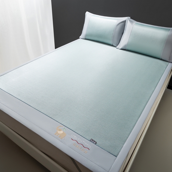 91家纺网 家纺一手货源 找家纺 yyds网供 2026新款冰藤乳胶凉席三件套床席款床笠款刺绣可水机洗空调婴儿童单人软藤席 床席-乳胶冰藤席-水绿