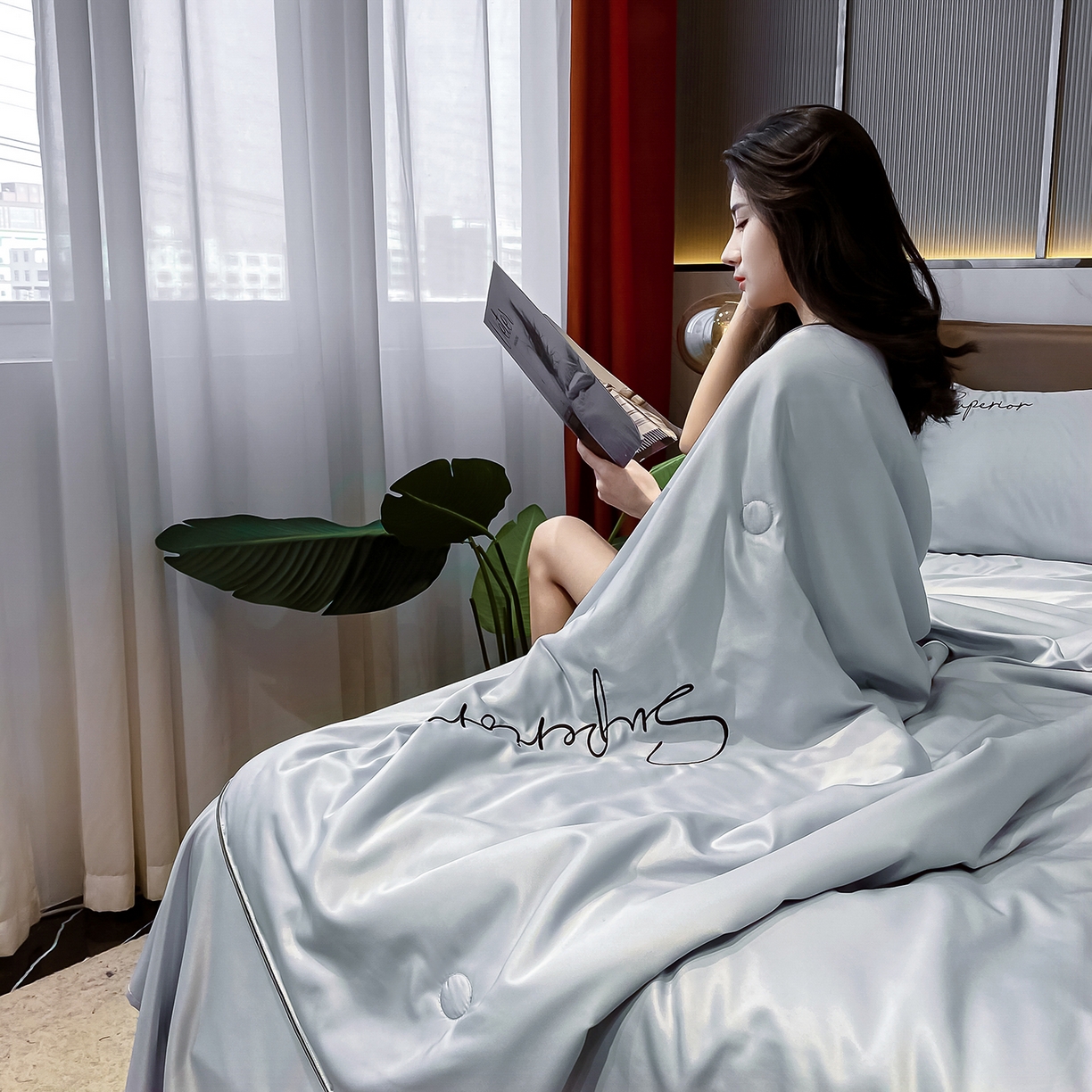 91家纺网 家纺一手货源 找家纺 吾秀家居 2026新款字母刺绣水洗天丝夏被夏凉被空调被四件套-字母 字母气质灰