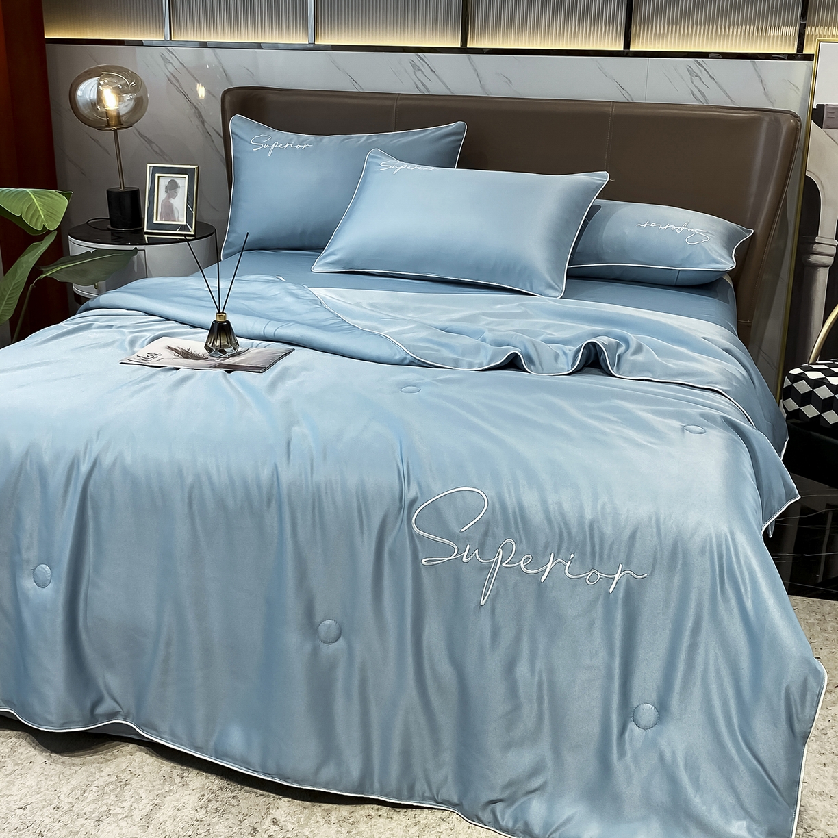 91家纺网 家纺一手货源 找家纺 吾秀家居 2026新款字母刺绣水洗天丝夏被夏凉被空调被四件套-字母 字母石兰