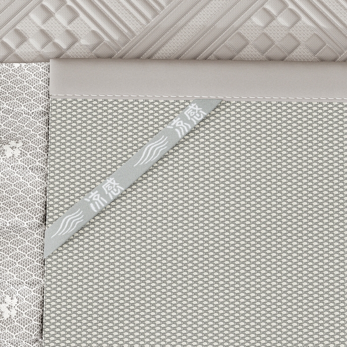 91家纺网 家纺一手货源 找家纺 宜派家纺 2026新款PE凉感丝床裙款凉席三件套 织序床裙-灰