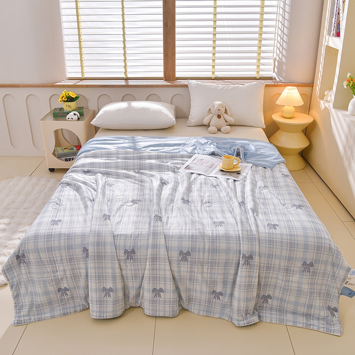 91家纺网 家纺一手货源 找家纺 宝宝纱被业 2026新款纯色凉感夏被 格子蝴蝶结