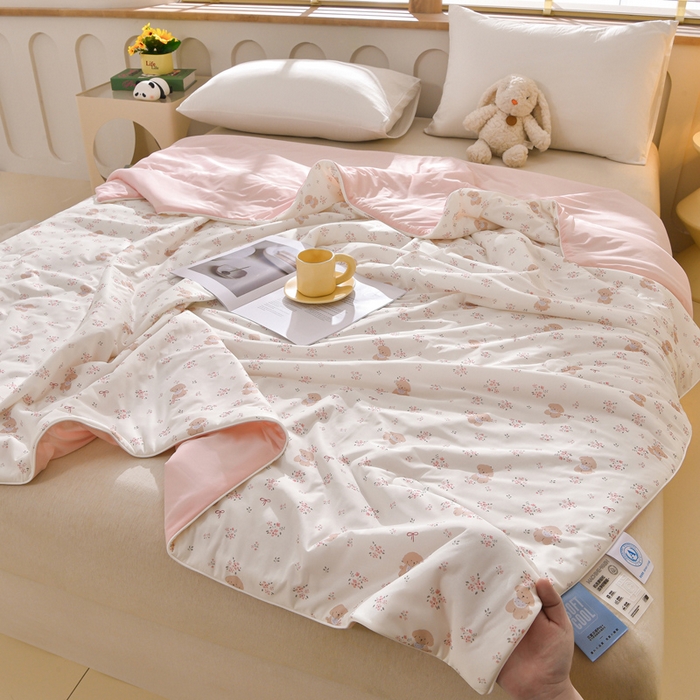 91家纺网 家纺一手货源 找家纺 宝宝纱被业 2026新款纯色凉感夏被 花季小狗