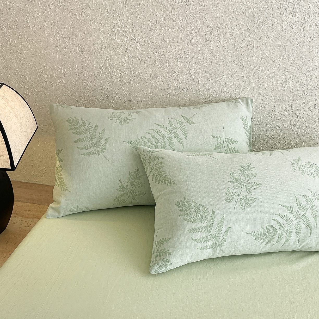 91家纺网 家纺一手货源 找家纺 吾秀家居 2026新款全棉色织提花三层纱夏被夏凉被空调被-华美 花影-绿