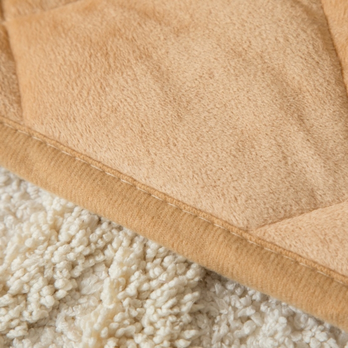 91家纺网 家纺一手货源 找家纺 新奇异 2025新款卡通毛巾绣抱枕被-冬季加厚水晶绒款可爱狗+萝卜兔系列 萝卜兔-深灰加绒加厚