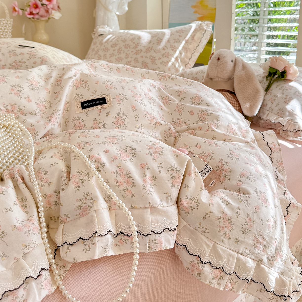 91家纺网 家纺一手货源 找家纺 艾唯希家纺 2026新款全棉双层花边工艺四件套-第二批 桃霓-粉