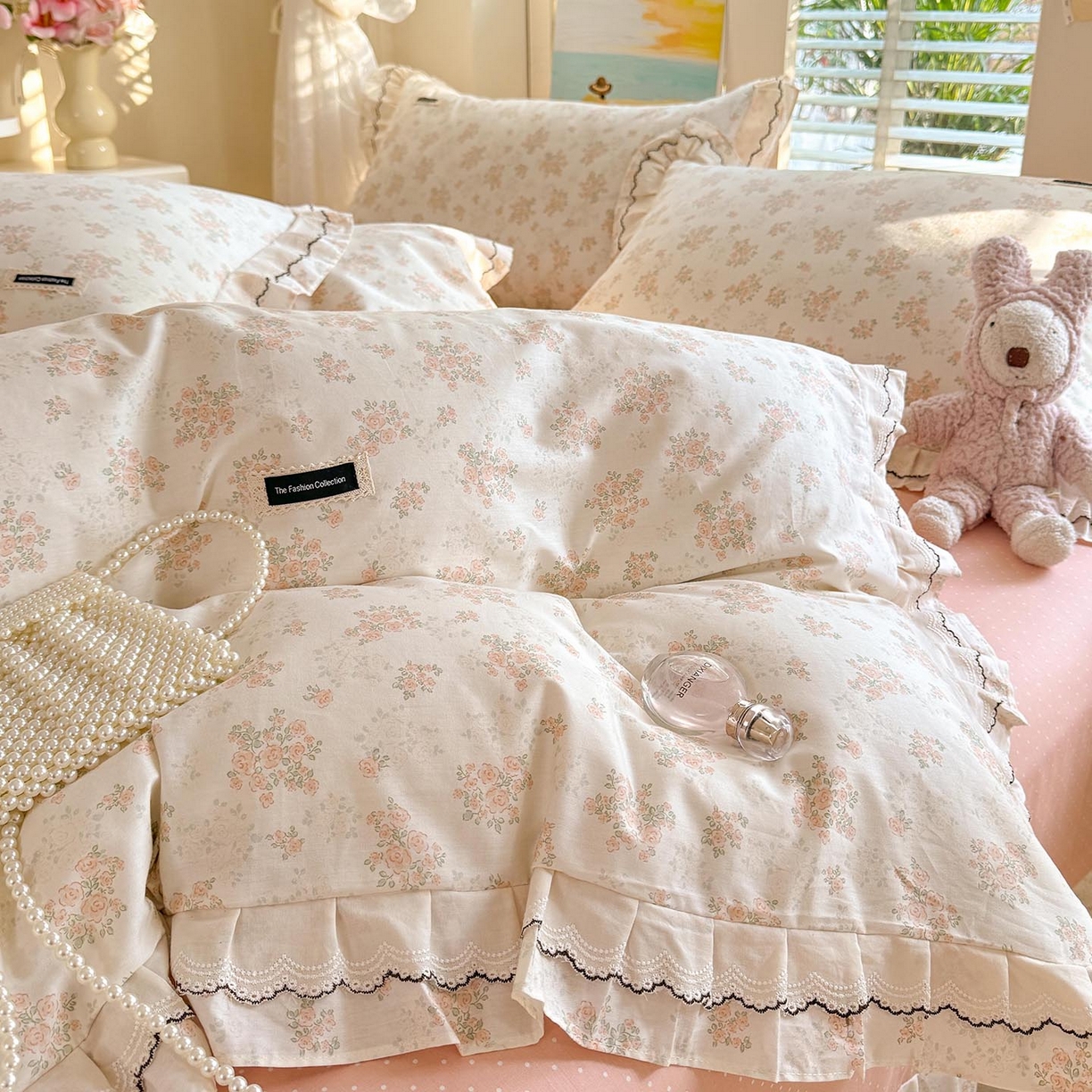 91家纺网 家纺一手货源 找家纺 艾唯希家纺 2026新款全棉双层花边工艺四件套-第二批 云琳月影