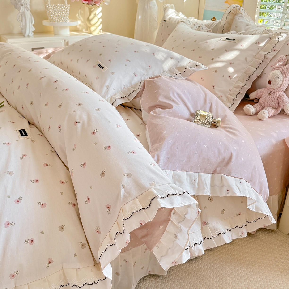 91家纺网 家纺一手货源 找家纺 艾唯希家纺 2026新款全棉双层花边工艺四件套-第二批 五月故事