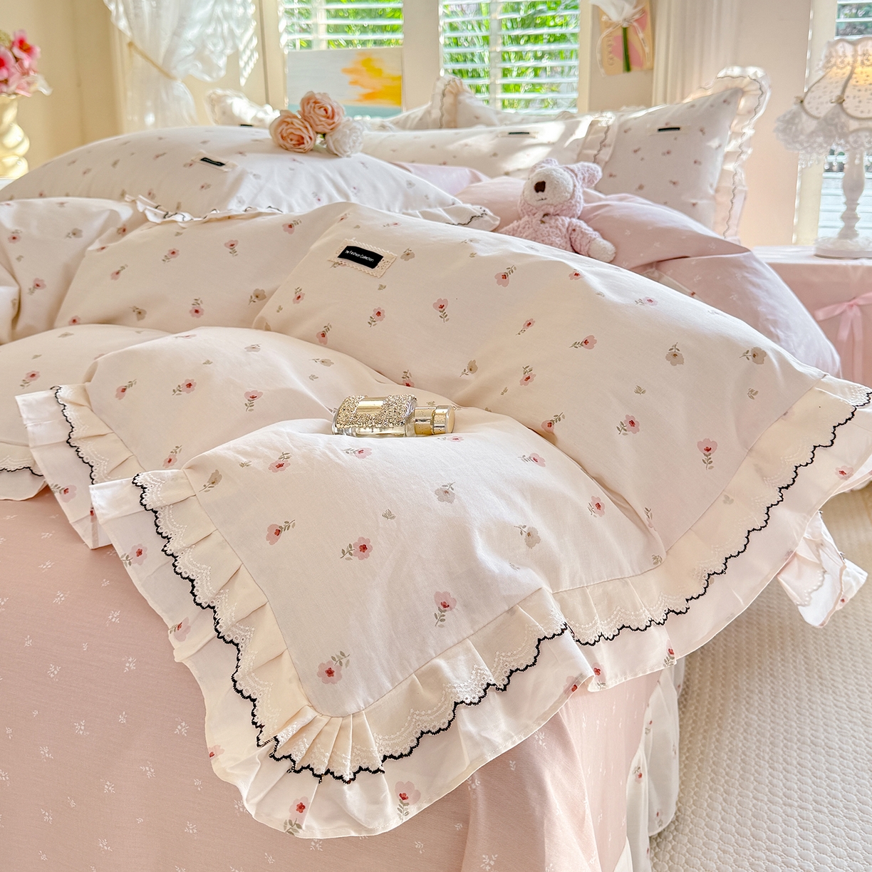 91家纺网 家纺一手货源 找家纺 艾唯希家纺 2026新款全棉双层花边工艺四件套-第二批 五月故事