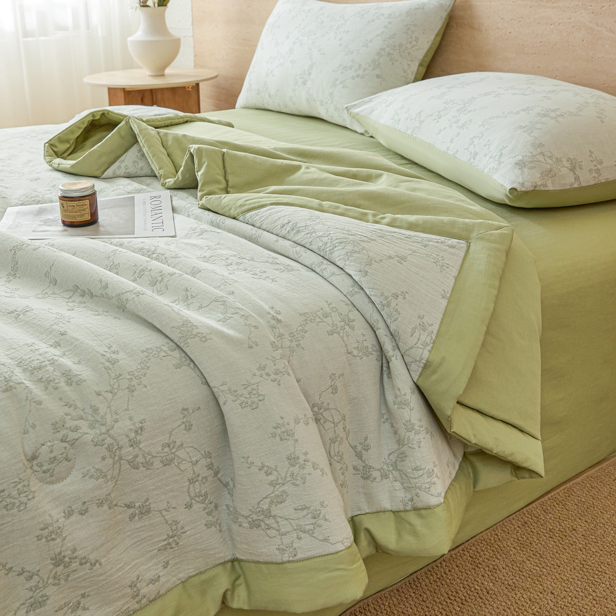 91家纺网 家纺一手货源 找家纺 吾秀家居 2026新款全棉色织提花三层纱夏被夏凉被空调被-华美 香水繁花-绿