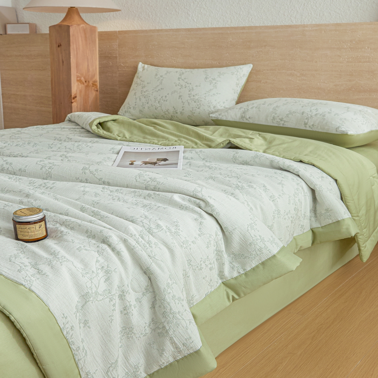 91家纺网 家纺一手货源 找家纺 吾秀家居 2026新款全棉色织提花三层纱夏被夏凉被空调被-华美 香水繁花-绿