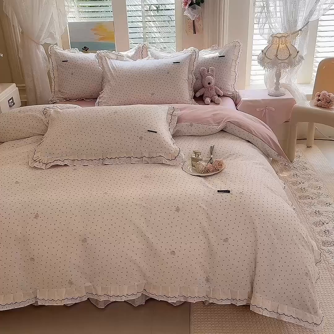 91家纺网 家纺一手货源 找家纺 艾唯希家纺 2026新款全棉双层花边工艺四件套-第二批 樱桃香