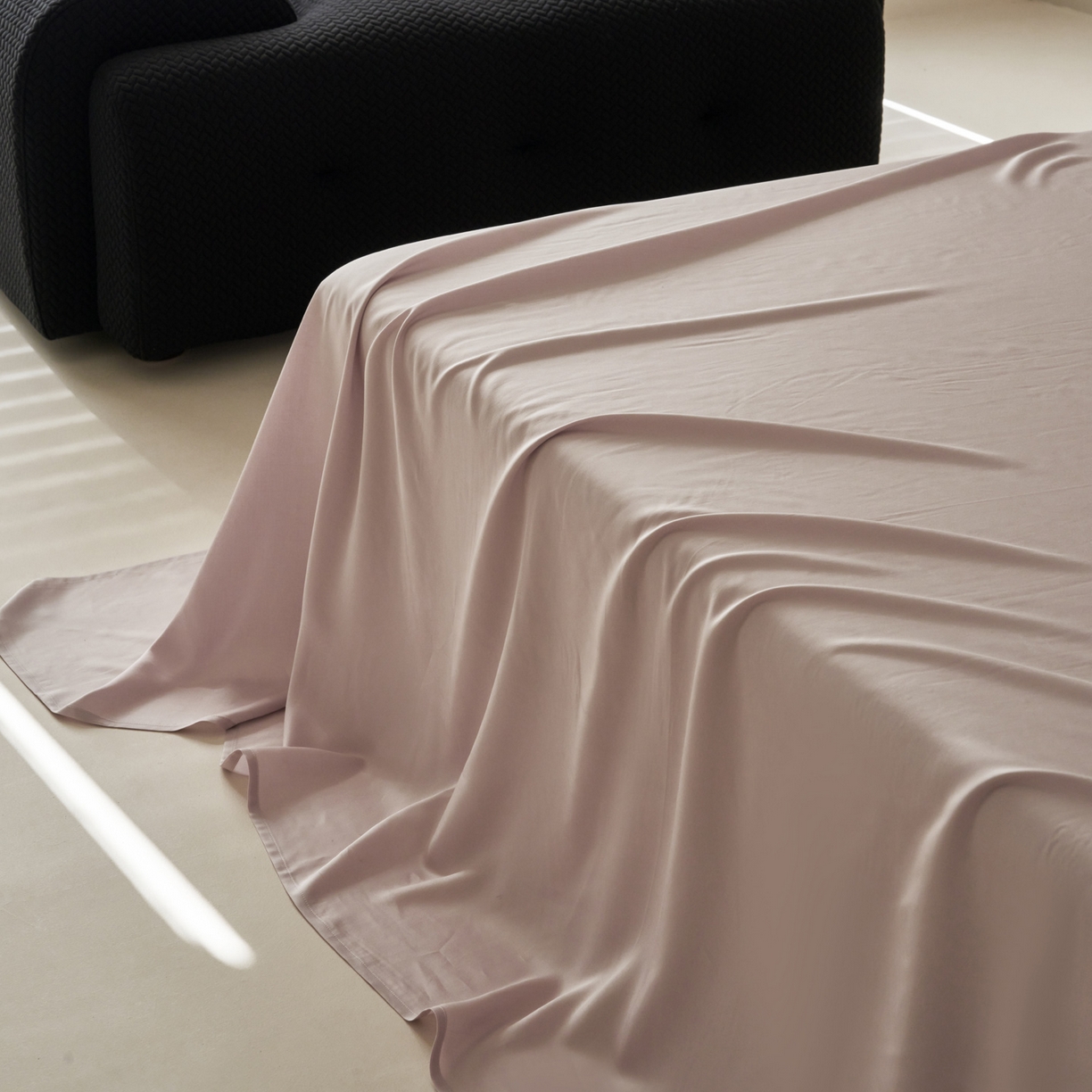 91家纺网 家纺一手货源 找家纺 简纯主义 2026新款100S超细旦进口兰精天丝单床单床单单件 柔霜粉