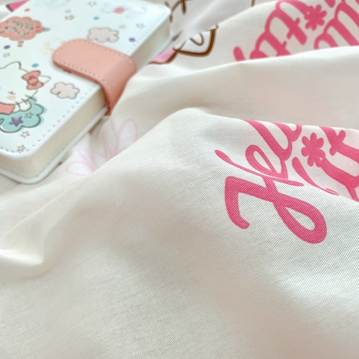 91家纺网 家纺一手货源 找家纺 朵希曼 2026新款全棉纯棉三丽鸥花边款四件套 花边款-雏菊凯蒂