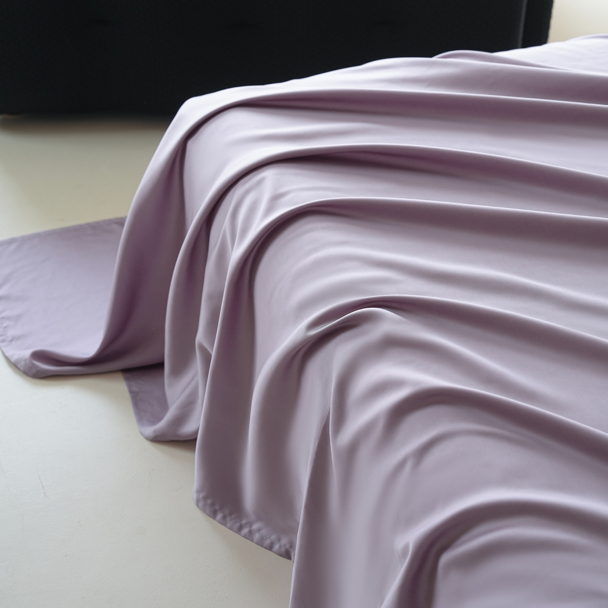 91家纺网 家纺一手货源 找家纺 简纯主义 2026新款100S超细旦进口兰精天丝单床单床单单件 雾灰紫