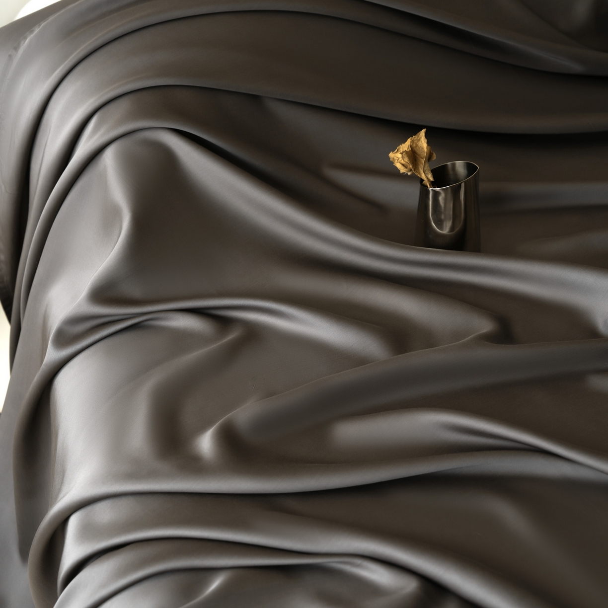 91家纺网 家纺一手货源 找家纺 简纯主义 2026新款100S超细旦进口兰精天丝单床单床单单件 雾迷